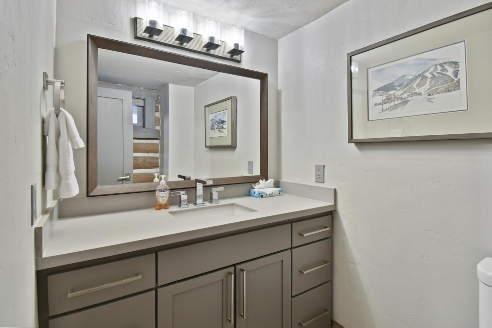 Park City 213