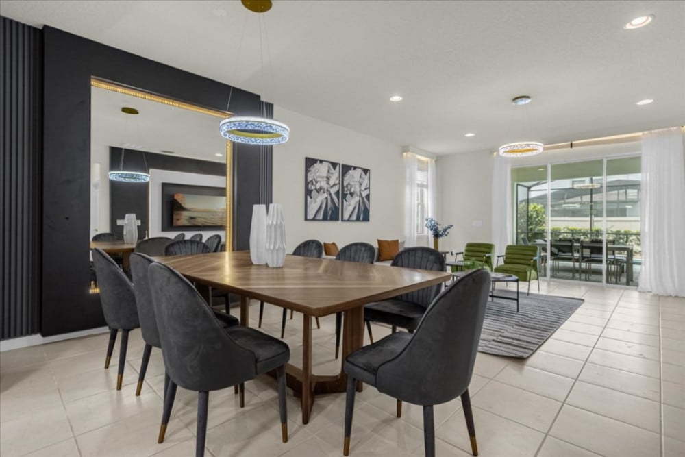 Windsor at Westside 1224