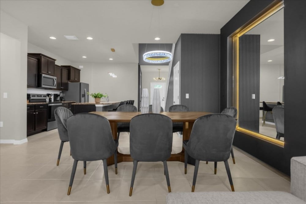 Windsor at Westside 1224