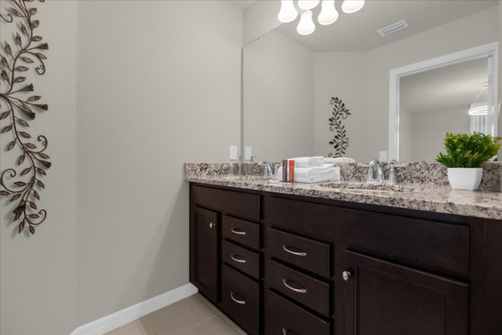 Windsor at Westside 1224