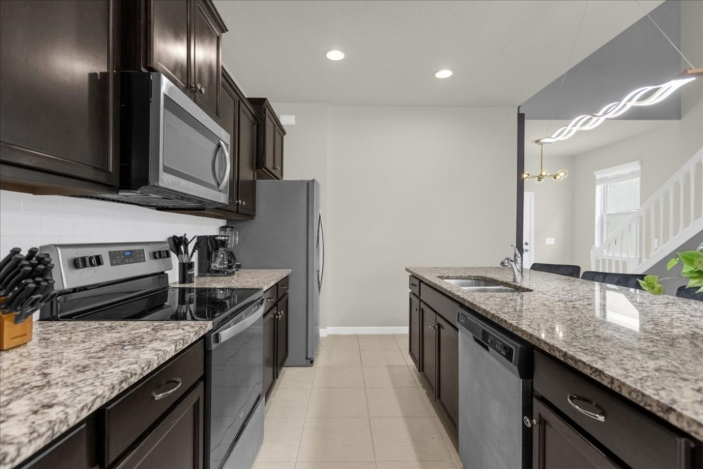 Windsor at Westside 1224