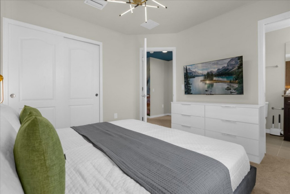 Windsor at Westside 1224