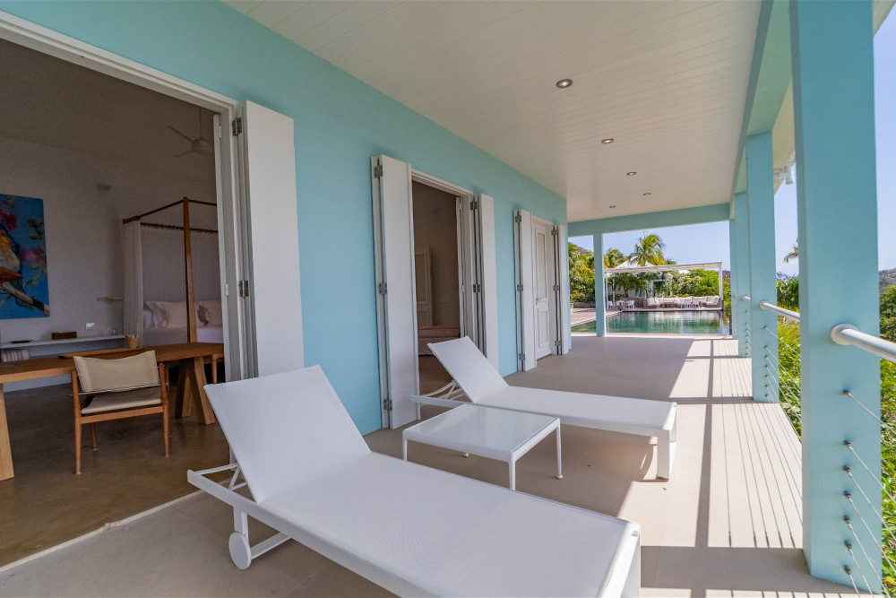 Villa Bow