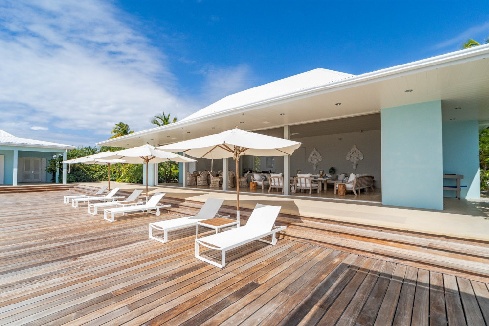 Villa Bow