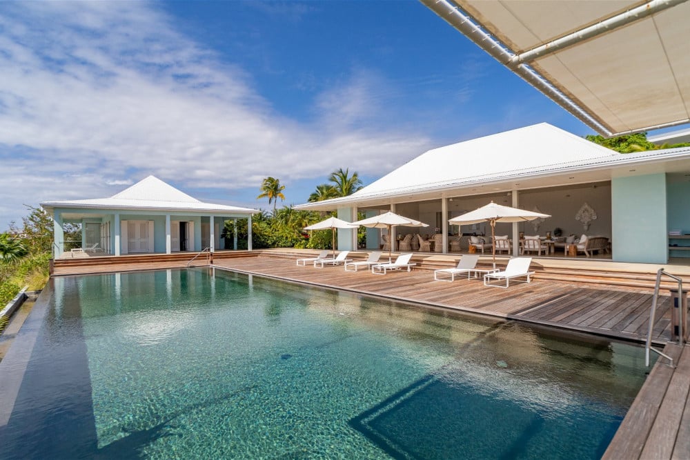 Villa Bow