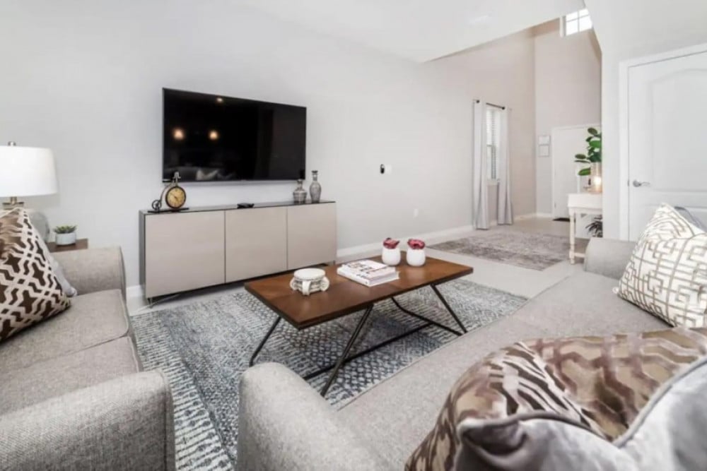 Windsor at Westside 1271