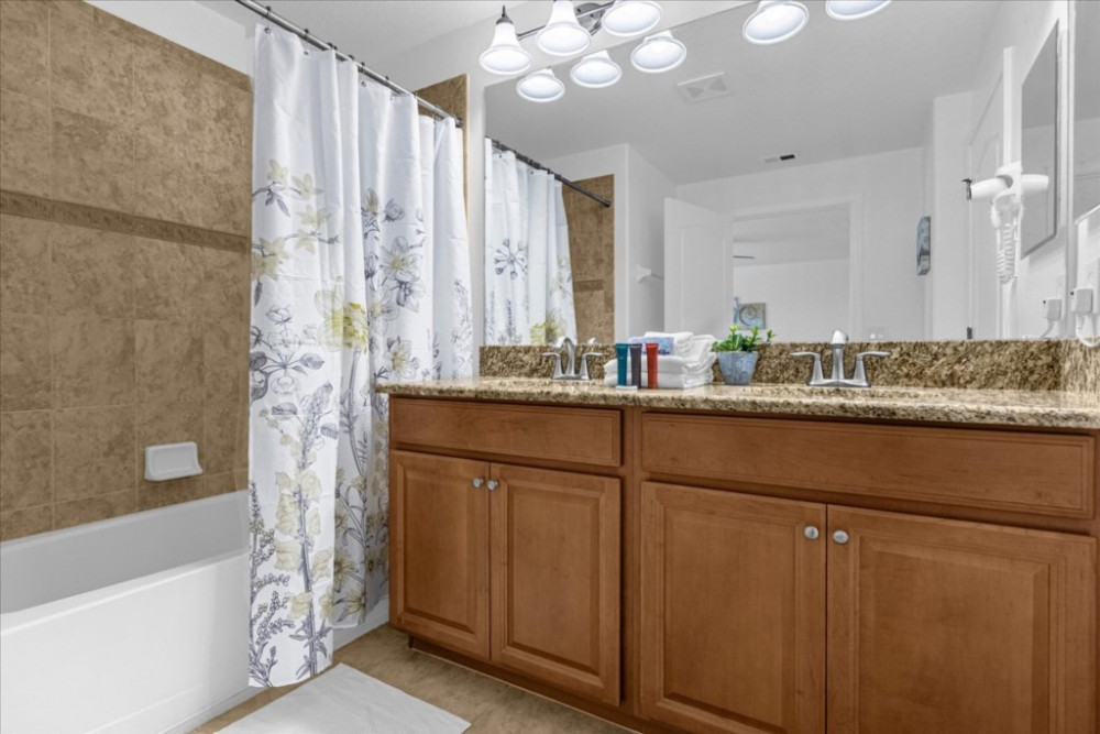 Paradise Palms Resort 330