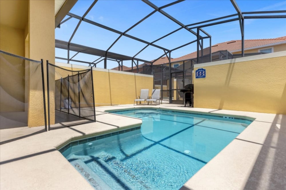 Paradise Palms Resort 330