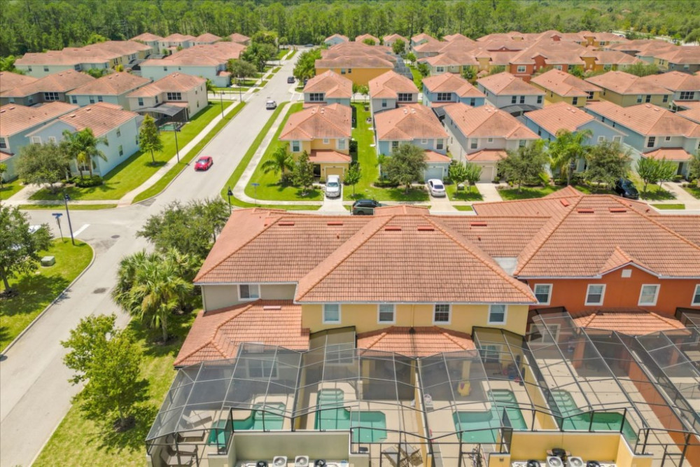 Paradise Palms Resort 330