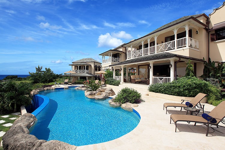 Private vacation rentals in the Caribbean 