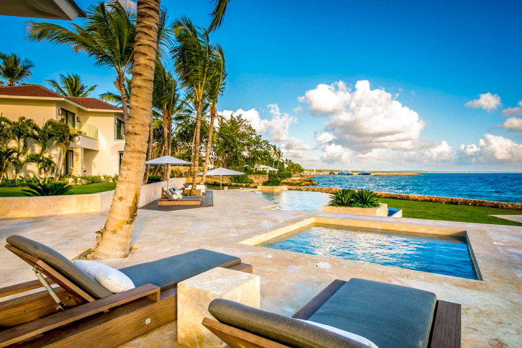 Choose from dozens of luxury villas in Punta Cana